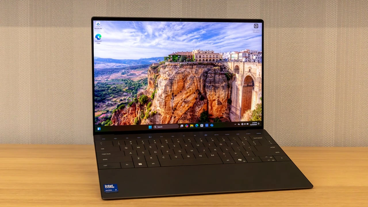 Dell XPS Simple Specifications – Design, Display, Performance, Storage and Ports